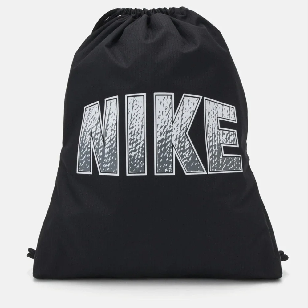 NEW Nike Kids Drawstring Bag (12L) 13